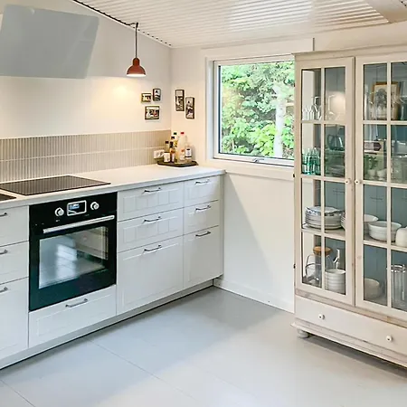 El-bo Nyaraló Neksø